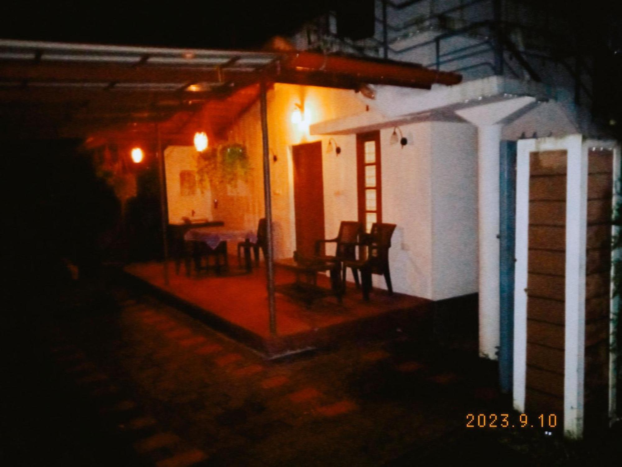 Marari La Rose Beach Homestay Марарикулам Экстерьер фото